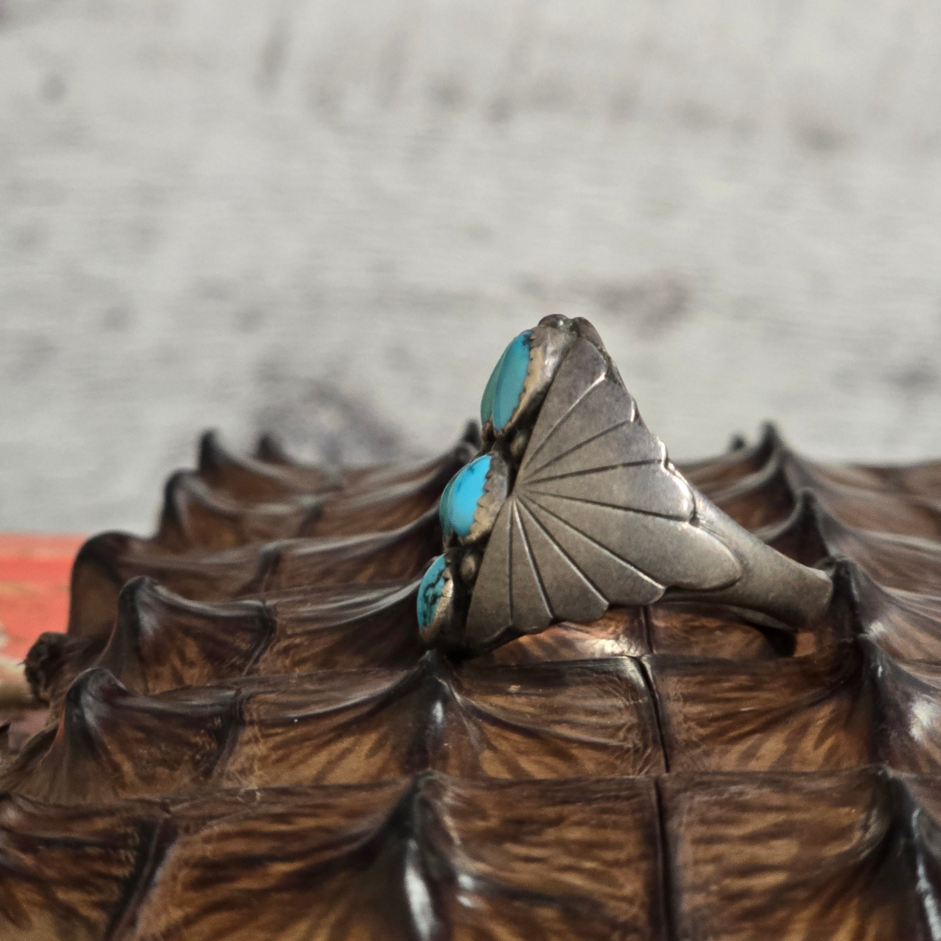 Vintage Southwestern Sterling Silver & Turquoise Cluster Ring