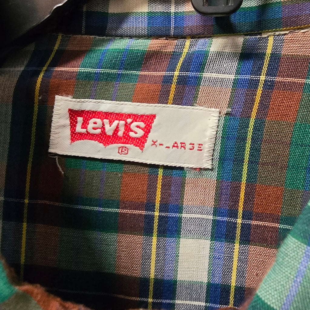 Vintage Levi's Plaid Button-Down Shirt