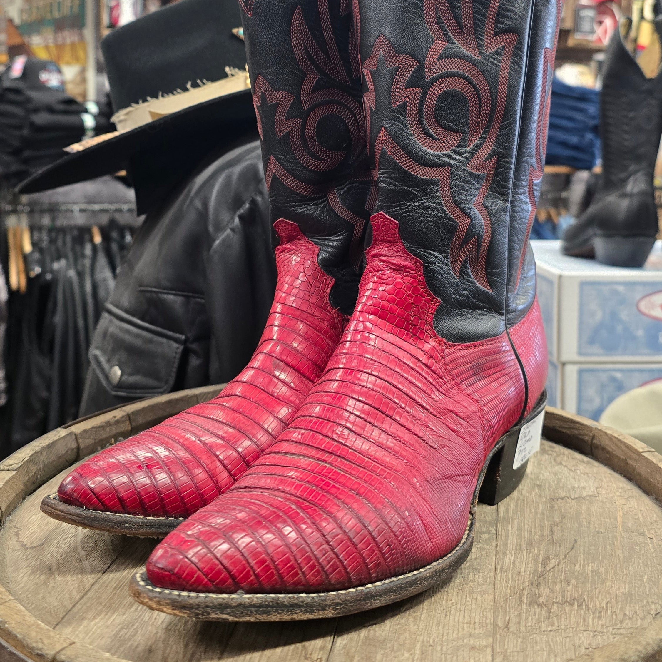 Vintage Justin Red Lizard Western Boots