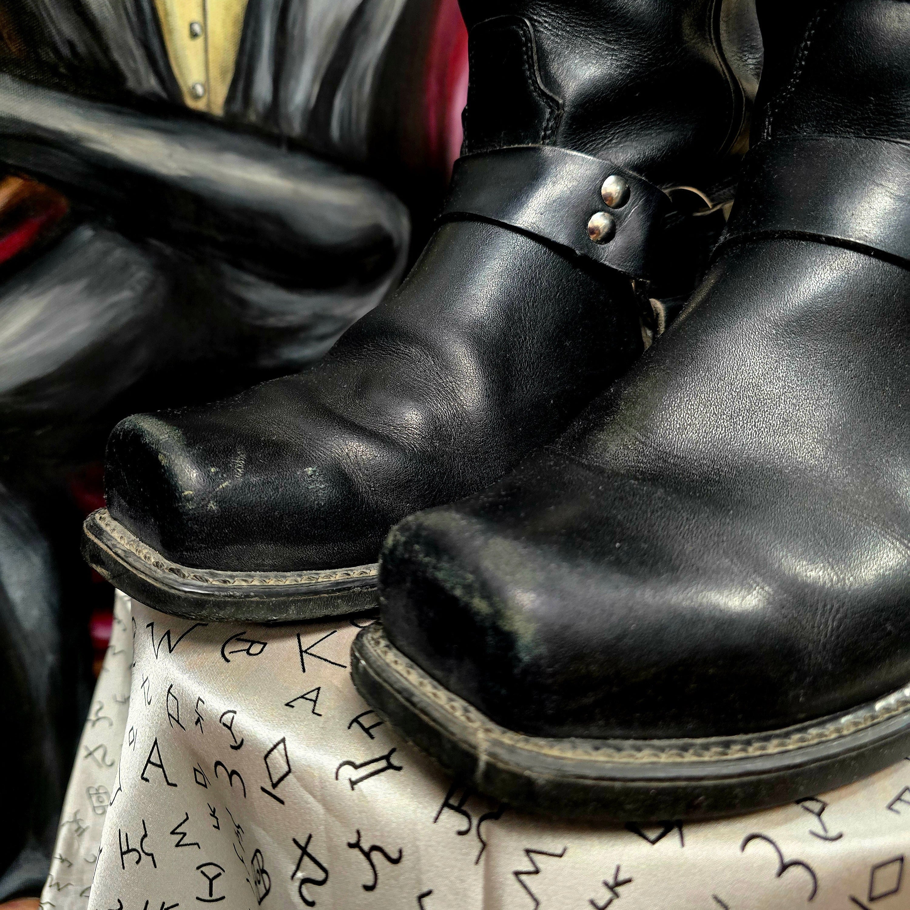 Vintage Mens Leather Biker Boots