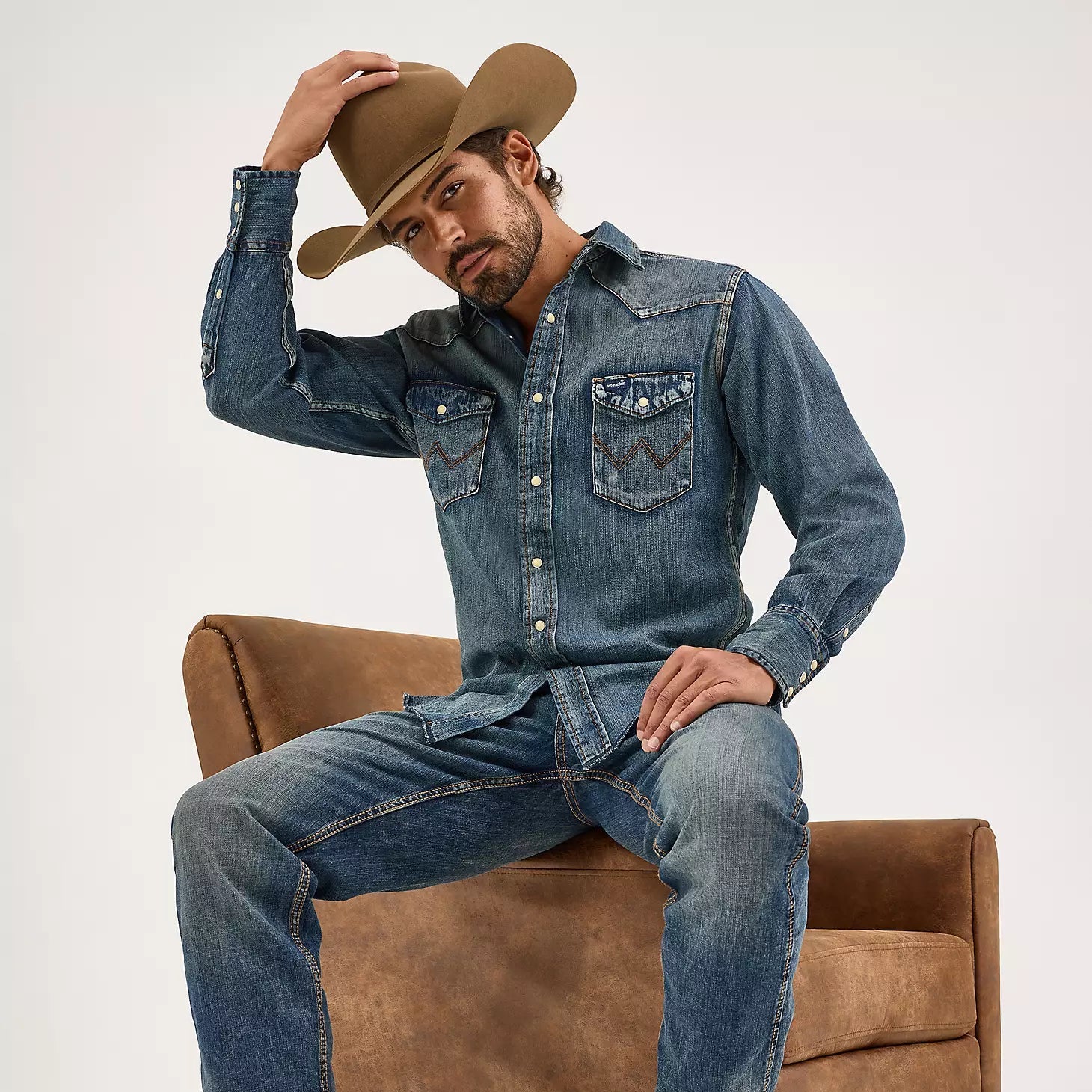 Cowboy Cut Long Sleeve Western Denim Snap Work Shirt