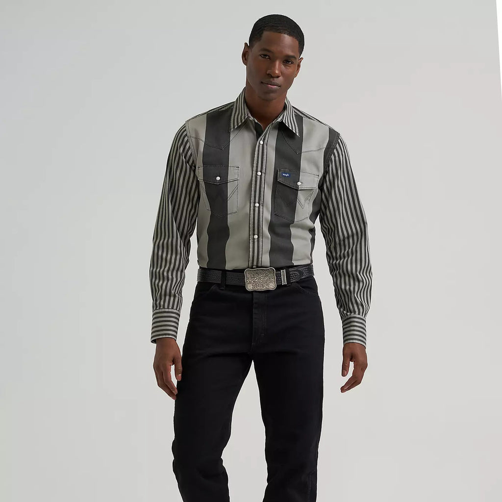 Wrangler Men's Retro Long Sleeve Snap Shirt