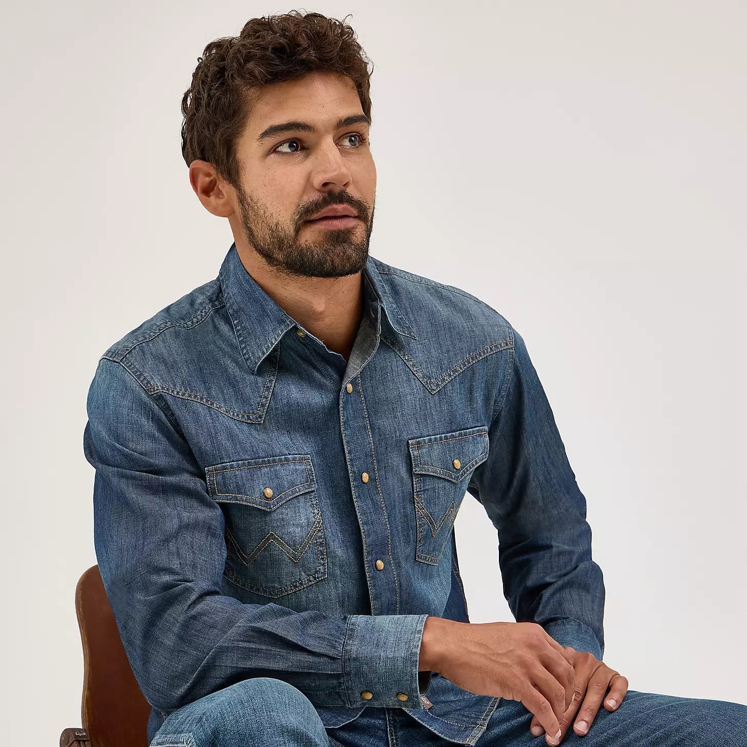 Men's Wrangler Retro Premium Long Sleeve Denim Western Snap Shirt